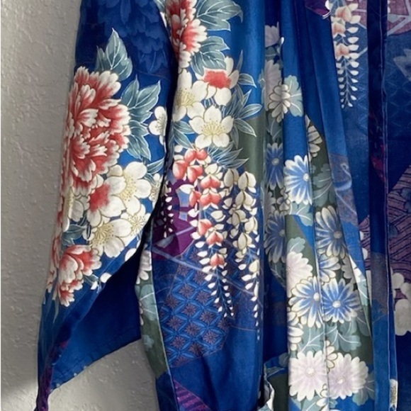 Vintage FP in Tokyo Bright Blue Floral Kimono Robe in Size Medium* - Picture 3 of 10